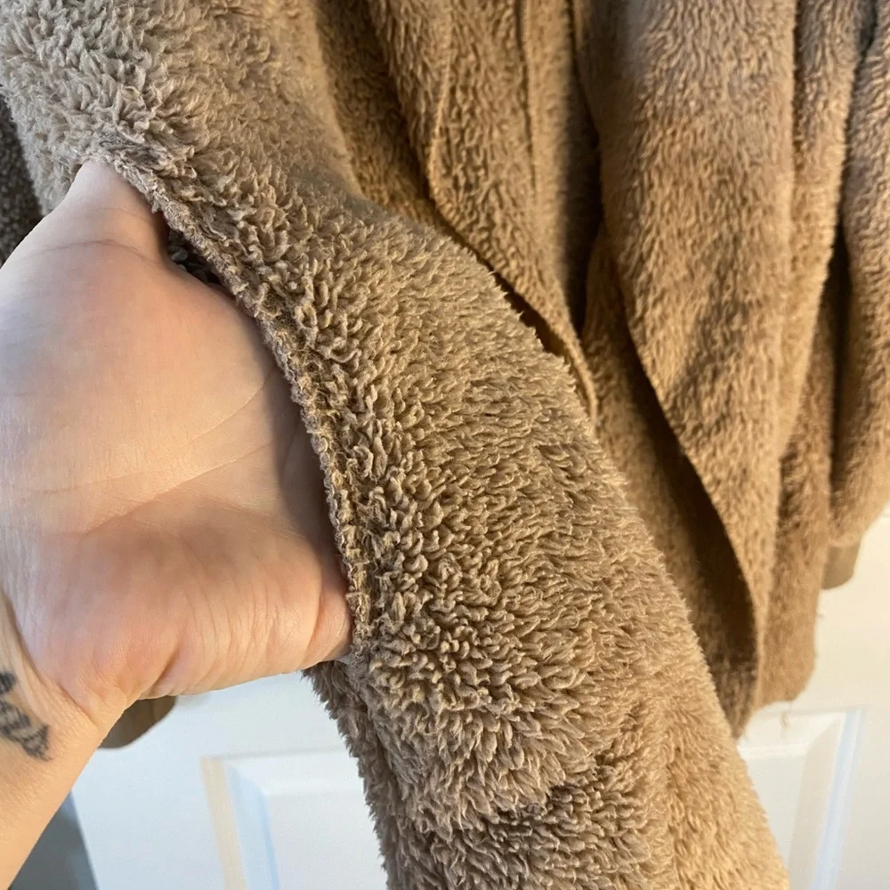 Fuzzy Cardigan with Hood and Pockets Size Large - Picture 2 of 10